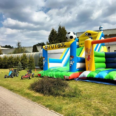 Hotel Wodnik Slok Bagian luar foto