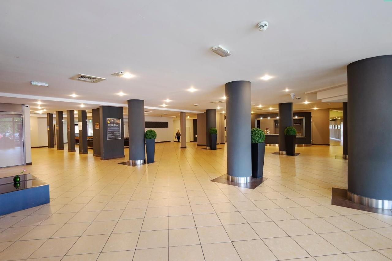 Hotel Wodnik Slok Bagian luar foto