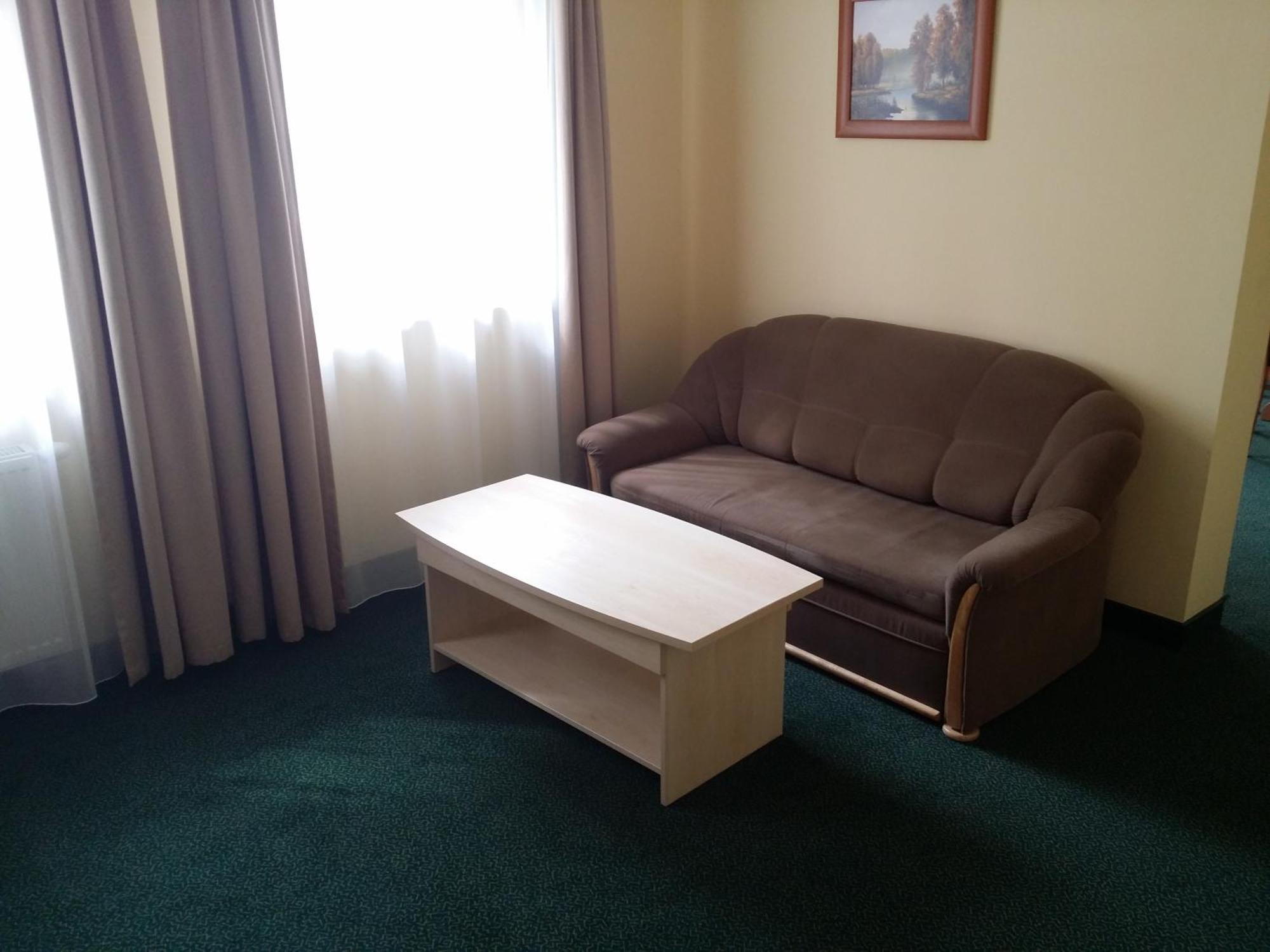 Hotel Wodnik Slok Bagian luar foto