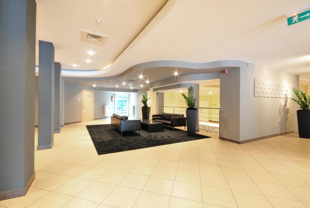 Hotel Wodnik Slok Bagian luar foto